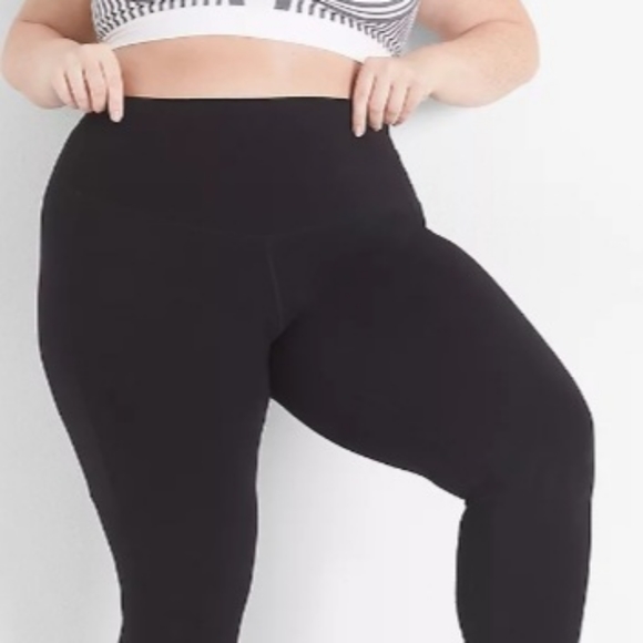 New pair of Lane Bryant leggings size 18/20 - Picture 1 of 4